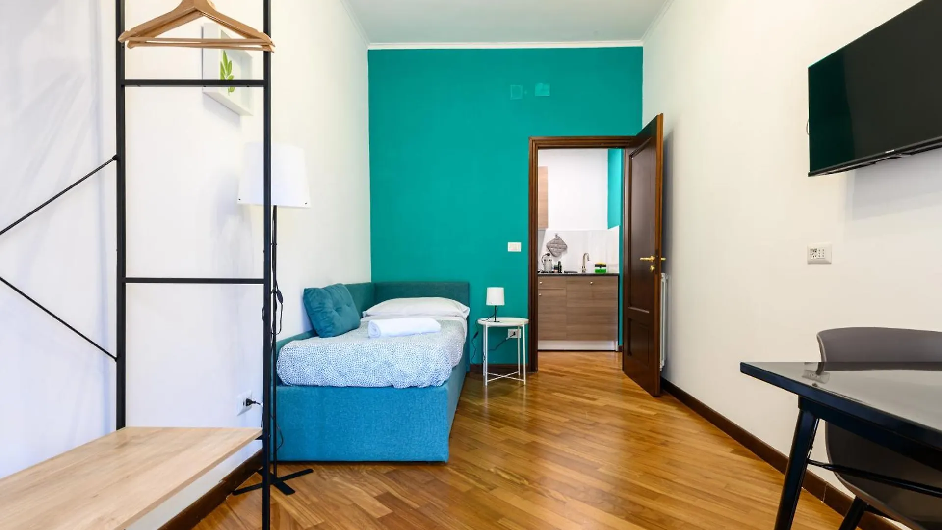 Dimora Vomero Naples Bed & Breakfast