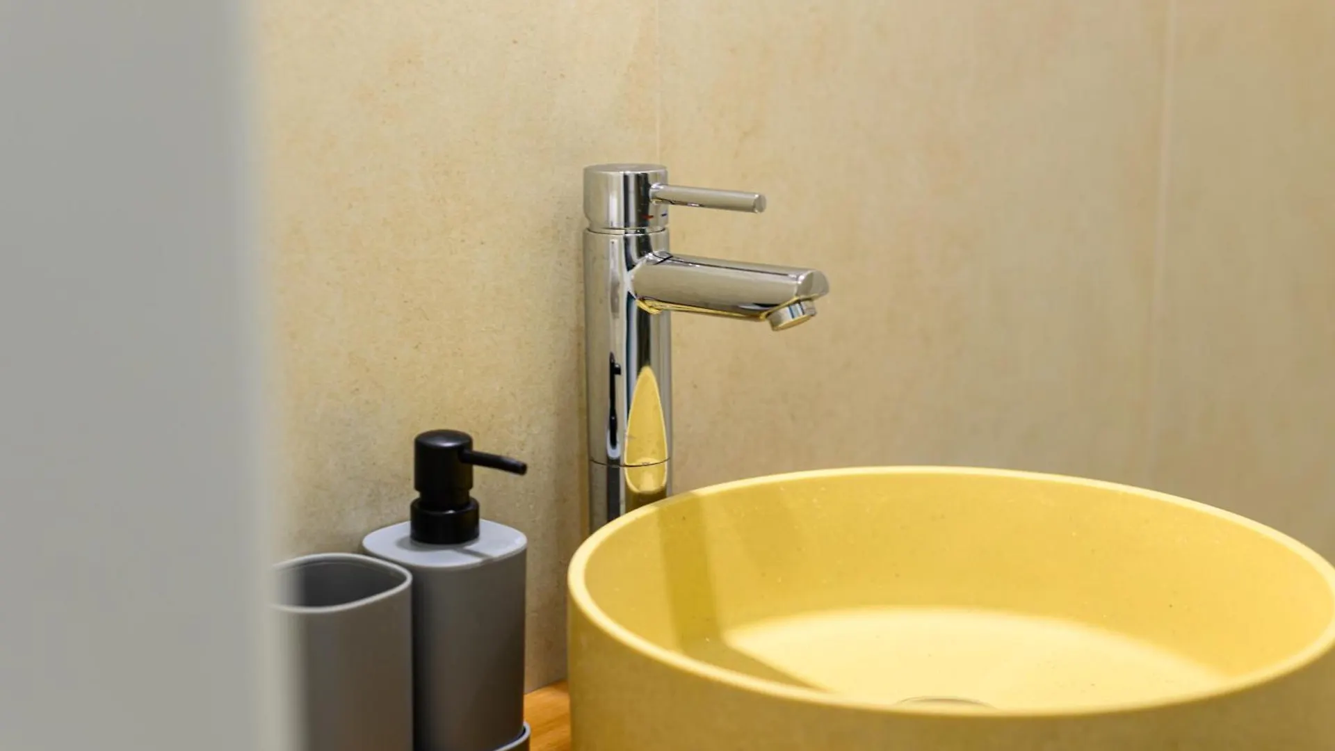 Bed & Breakfast Dimora Vomero Naples